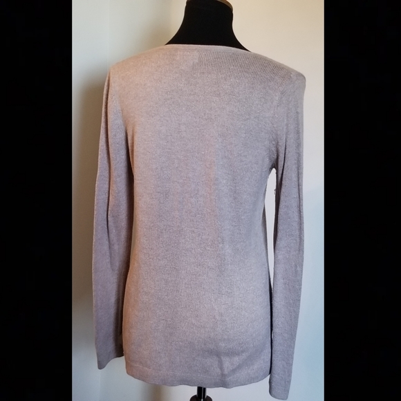 Simple Beige Sweater - Picture 3 of 5